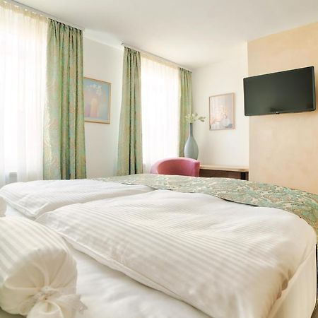 Hotel Tiffany Касел Екстериор снимка